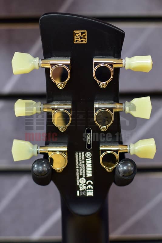 Yamaha Revstar RSE20BL Black Electric Guitar | Reverb Yamaha Revstar RSE20BL Black Electric Guitar | Reverb