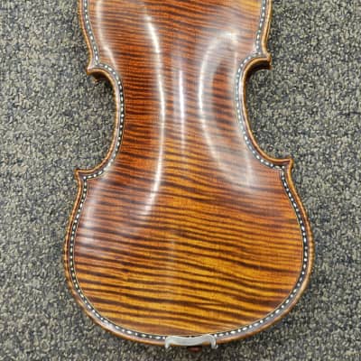 D Z Strad Violin - Model 601F - Double Purfling with Dot-and-Diamond Inlay Violin Outfit (4/4 Size) image 7