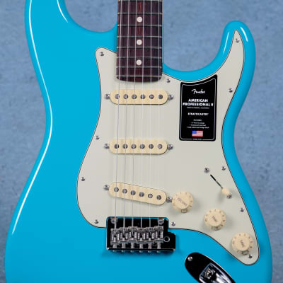 Fender American Professional II Stratocaster Rosewood