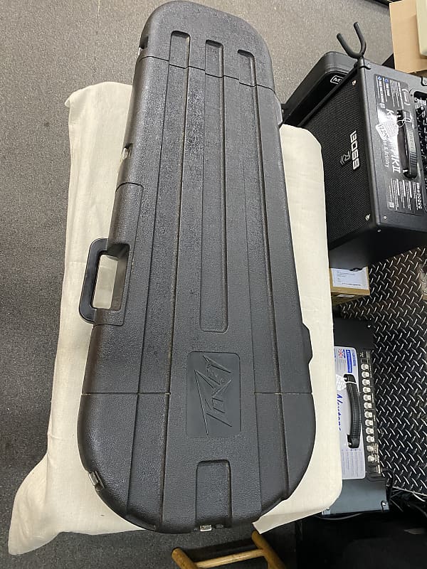 Peavey T Series Chainsaw hardshell Case 1980's Black Reverb