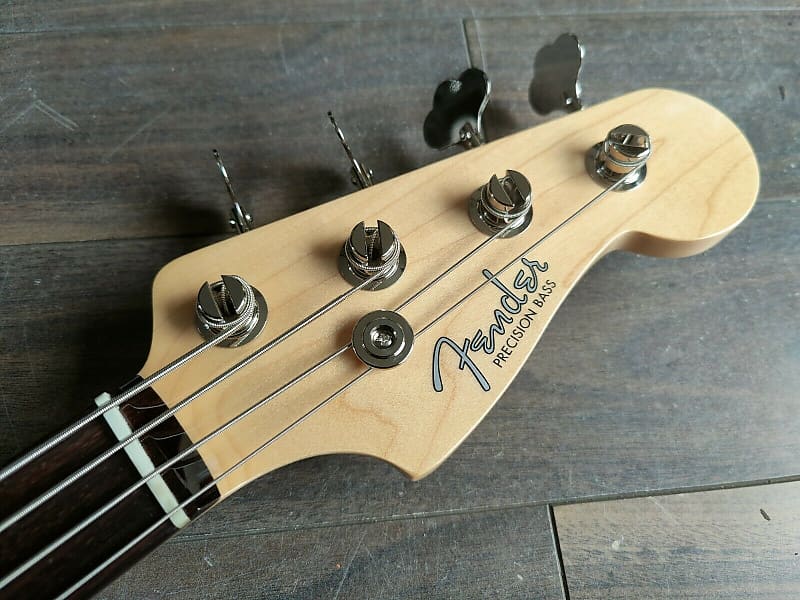 Fender Japan Heritage 60s Precision Bass Rosewood 3-Color