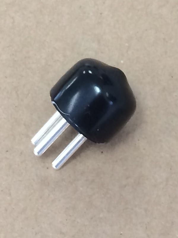 Tech 21 Power Engine 60 Grounding Plug image 1