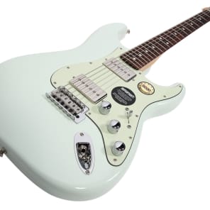 Fender Roadhouse Sonic Blue Stratocaster Seymour Duncan Phat Fender Roadhouse Sonic Blue Stratocaster Seymour Duncan Phat