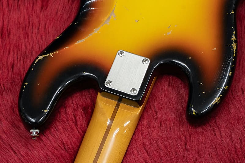 black smoker beta j5 trad master ベース　5弦 TRAD MASTER series Beta J5 Heavy Aged -Gold over 3 Tone