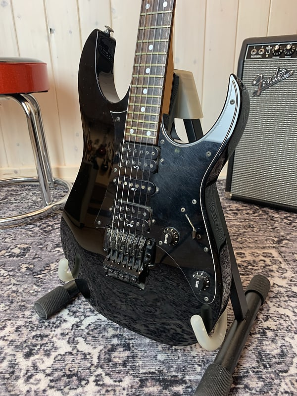 ibanez rg-550 Fシリアル 1991年日本製 Dimarzio 1991 Ibanez RG-550 White w/ Edge Tremolo (MIJ) – Deep Tone Music
