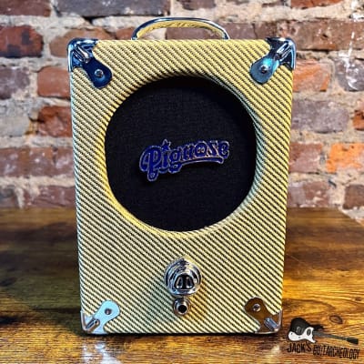 Pignose Legendary 7100 Portable Amp with Power Supply (2020s - Tweed) image 2