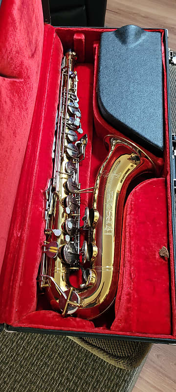 Buescher super deals 400 tenor saxophone