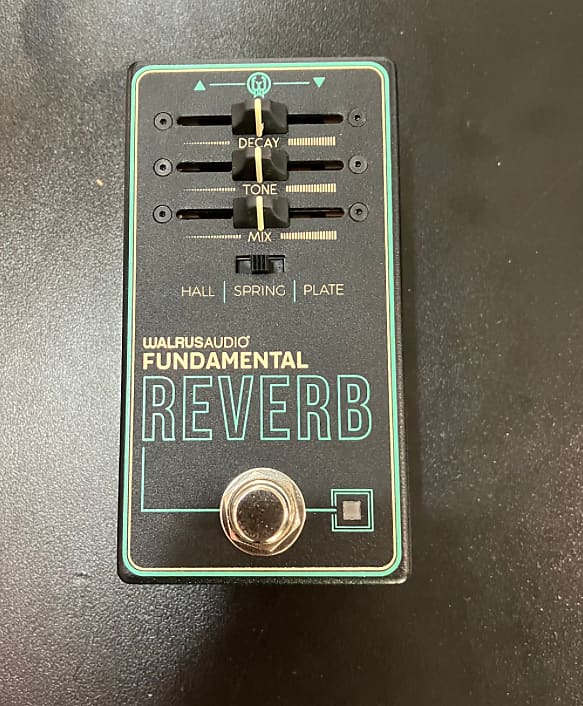 Walrus Audio Fundamental Reverb