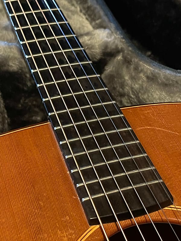 【ミュウ様】Lowden O-10 1990年代 Lowden O10 - The Story Of My Favourite Guitar - YouTube