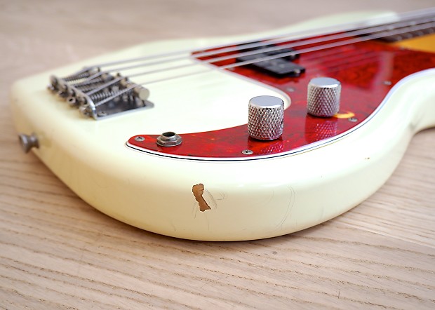 1991 Fender Precision Bass '62 Vintage Reissue PB62 Olympic