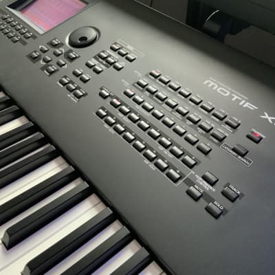 Yamaha Motif XF 8 Production Synthesizer