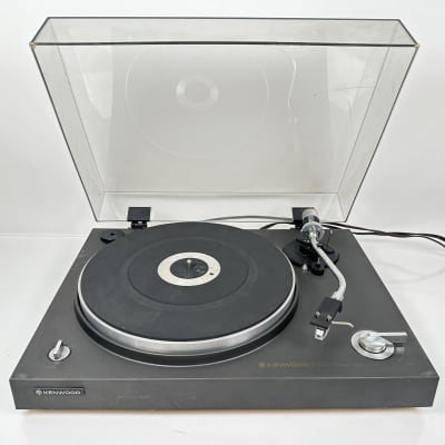 Kenwood KD-1500 Turntable Record Player