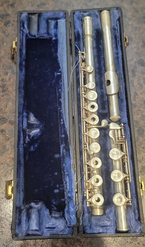 Selmer Signet Flute COIN SILVER BODY Vintage image 1