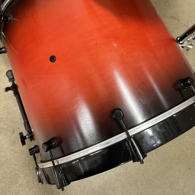 Spaun USA Custom Maple Drumset 10-12-14-16-22 - Red to Black Burst Satin image 6
