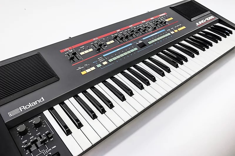 Roland Juno 106s 61-Key Programmable Polyphonic Synthesizer | Reverb