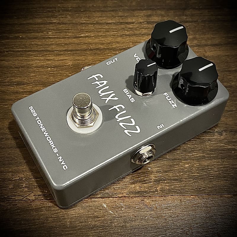 Faux Fuzz - NOS Vintage Germanium Newmarket NKT 271