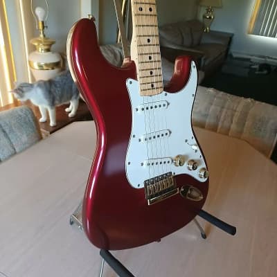 Fender The Strat 1980 Candy Apple Red image 1