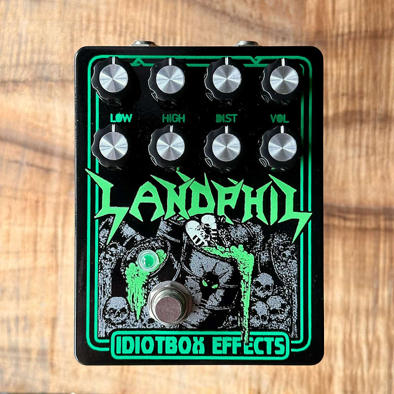 IdiotBox Effects Landphil Bass Distortion Reverb Canada