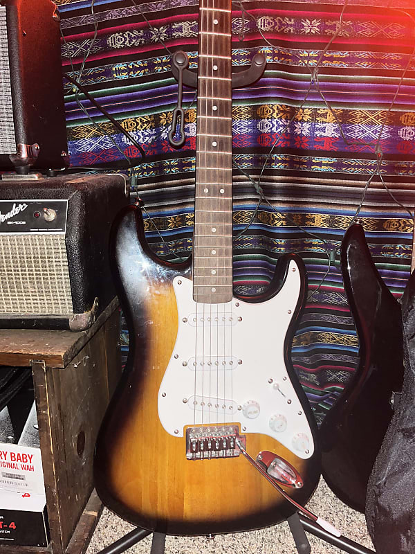 Squier Stratocaster Starter Pack with Indian Laurel Fretboard and Frontman 10G Combo Amp 2018 - Brown Sunburst image 1
