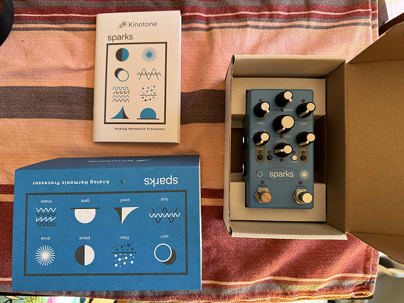 超特価セール開催！！ Kinotone Sparks - Analog Harmonic Processor | Reverb ギター