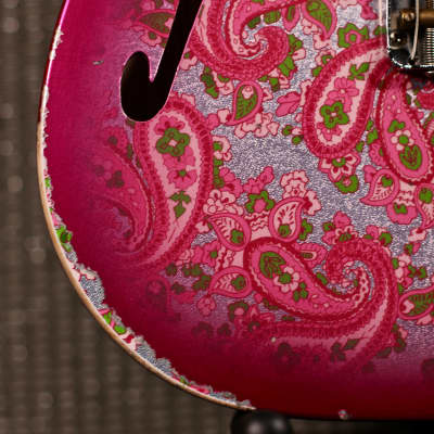 Fender Custom Shop LTD Relic '50s Thinline Telecaster 2023 - Pink Paisley image 10