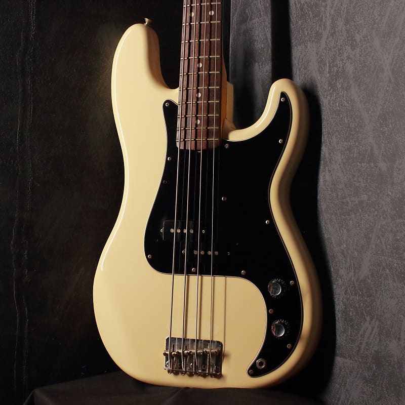 Fender Japan '70 Precision Bass PB70-70US Olympic White 2000