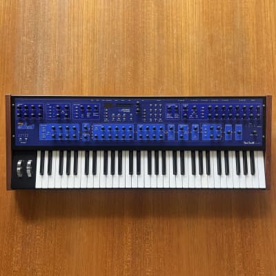 Dave Smith Instruments Poly Evolver 61-Key 4-Voice Polyphonic Synthesizer 2005 - 2011 - Blue with Wood Sides