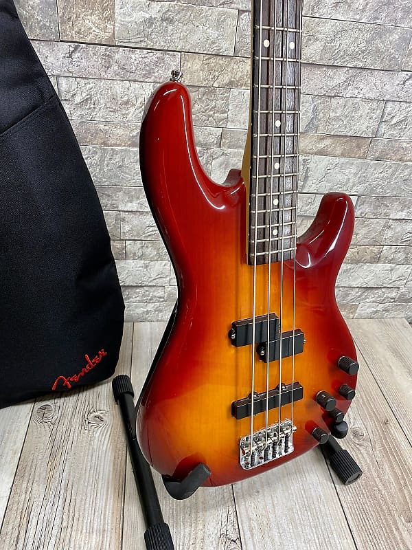 Fender Deluxe Series Zone Bass 2003 - 2006