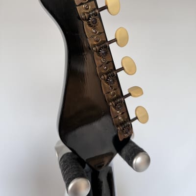 Isana solidbody guitar 1960s - pearloid vinyl image 8