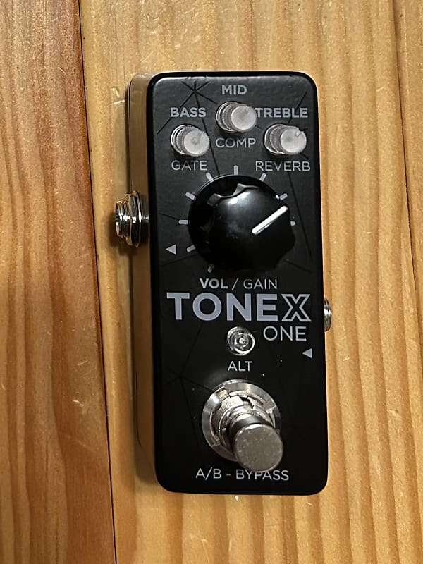 IK Multimedia ToneX One