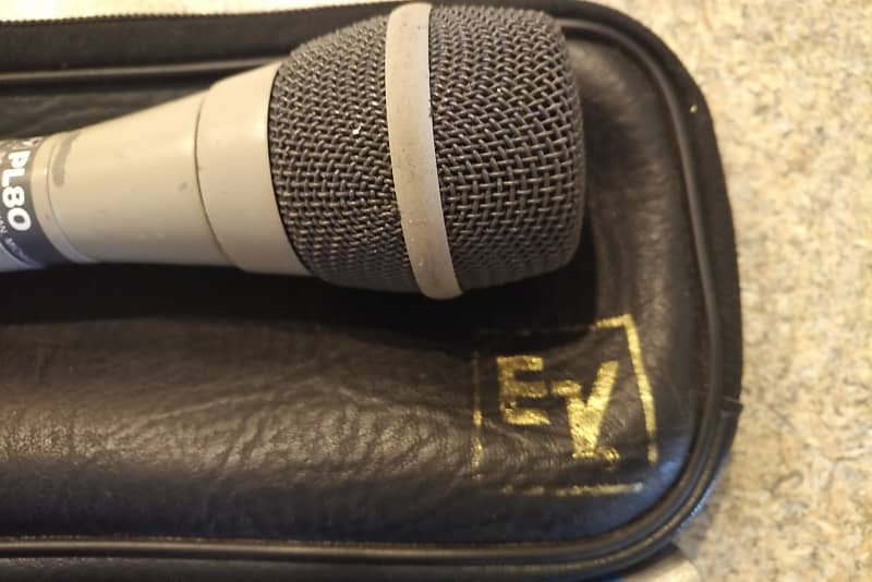 Electro-Voice PL80 Handheld Supercardioid Dynamic Microphone