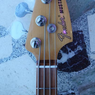 Fender Vintera 60s Mustang Bass, Fiesta Red image 4