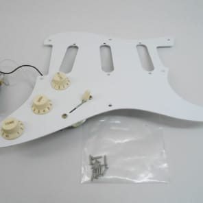 2012 Fender Classic Series '50s Stratocaster 1-Ply Pickguard Volume Tone Output Jack Strat image 2