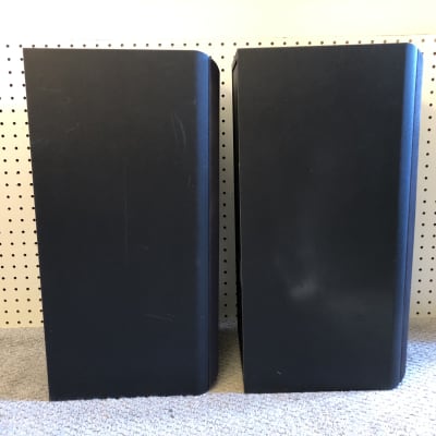 Set Of authentic 2 Pioneer S-H153B-K Book Shelf/Main Stereo Speakers