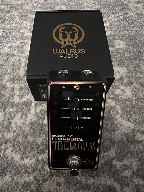 Walrus Audio Fundamental Tremolo