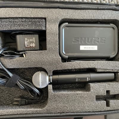Shure PGX2 SM58 Wireless Mic & PGX4 Receiver w/Case and Cable 