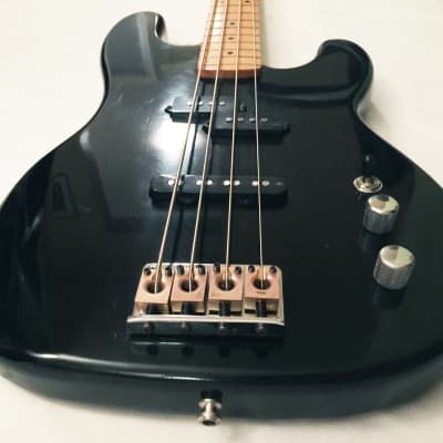 Vintage 1983 HONDO P-Bass Special "Deluxe Series- 870" MIK Gloss Black. Sounds Great !... image 9