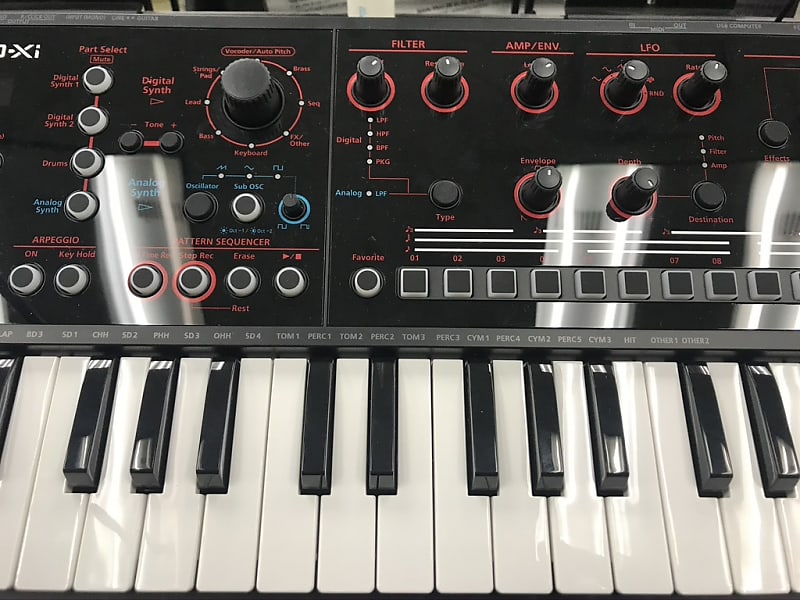 Roland JD-Xi Synthesizer | Reverb