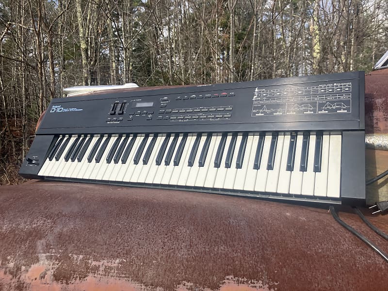 Roland D-10 61-Key Multi-Timbral Linear Synthesizer | Reverb