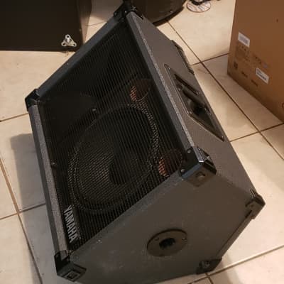 Yamaha SM12H II 400W Speakers (Pair) image 8