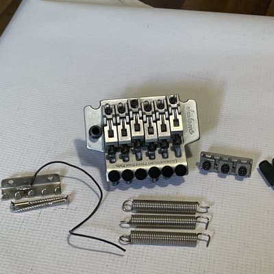 Charvel/Jackson MIJ Takeuchi Tremolo Black (TRS-101/GOTOH