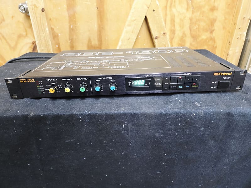 Roland SDE-1000 Digital Delay | Reverb