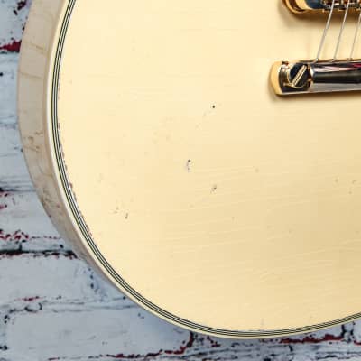 Gibson - Les Paul Custom - Electric Guitar - Light Aged Antique Alpine White - w/ Black Hardshell Case - x2180 image 15