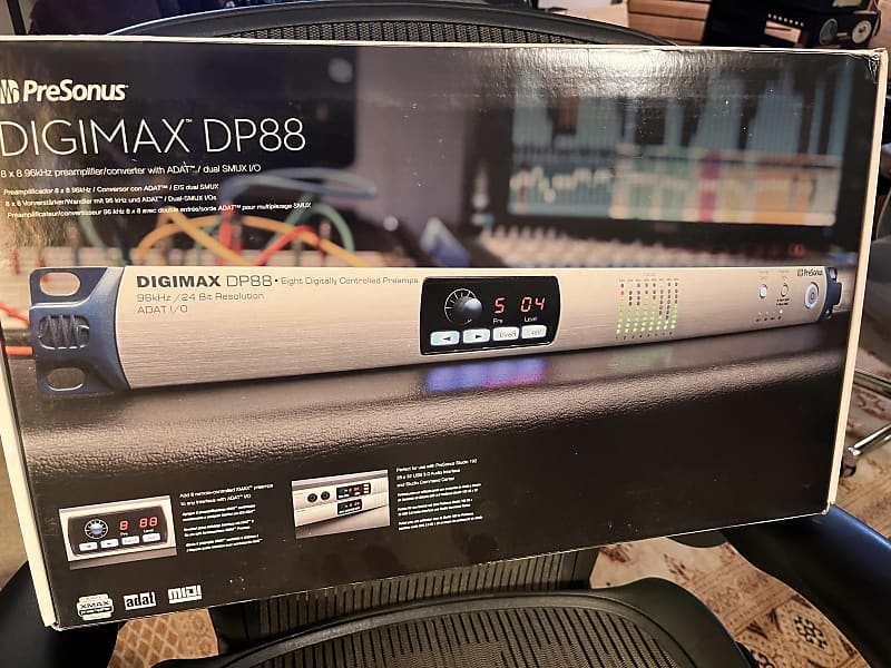 PreSonus Digimax DP88 8-Channel Mic Preamp with AD/DA Converter