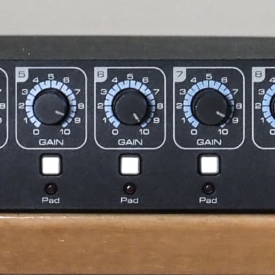 Focusrite OctoPre MkII 8-Channel Mic Preamp with ADAT Focusrite OctoPre MkII 8-Channel Mic Preamp with ADAT