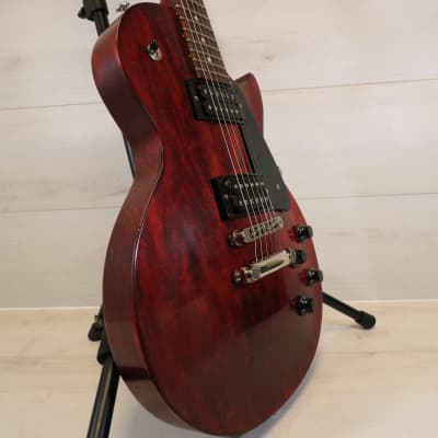 ギター Modified Gibson Les Paul Faded 2017 Gibson Les Paul Faded 2017 T - Worn Cherry with Soft Case