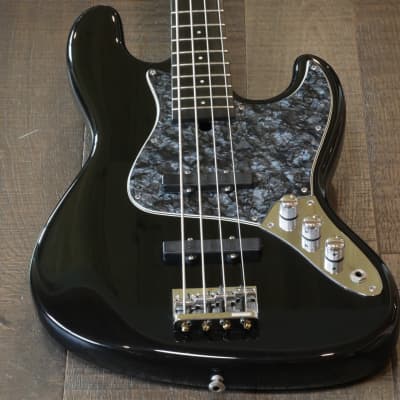1999 Modulus VJ4 Electric 4-String Bass Guitar Black + Case (6824) image 2