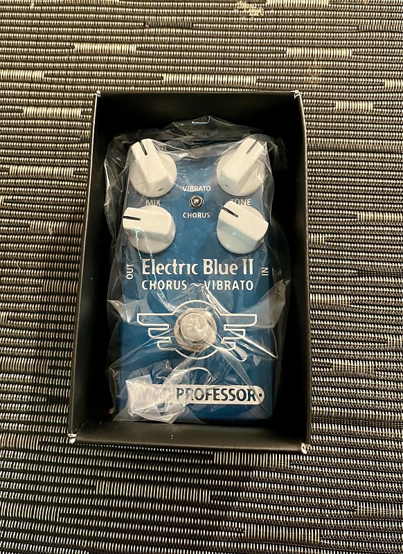 Mad Professor Electric Blue II Chorus Vibrato | Reverb