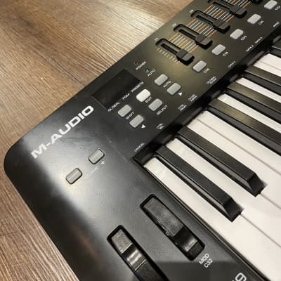 M-Audio Oxygen49, USB MIDI Keyboard Controller image 5