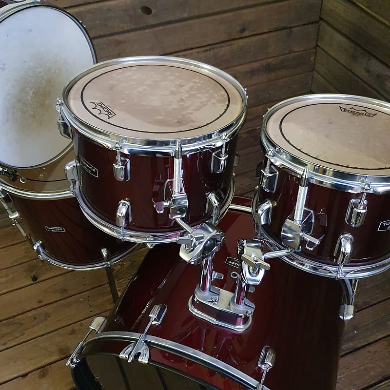 Shop and Buy Mapex Tornado 7-Piece 22 Fusion Burgundy Drum Kit on Irukka